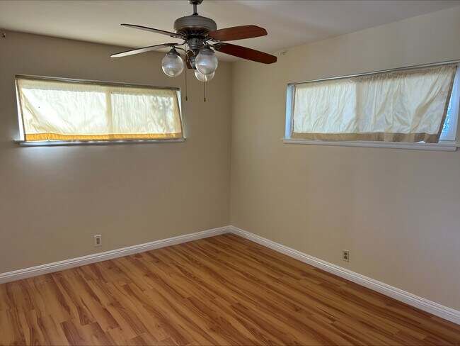 Foto del edificio - 8934 Callita St