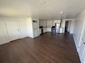 Building Photo - 123 N 910 E