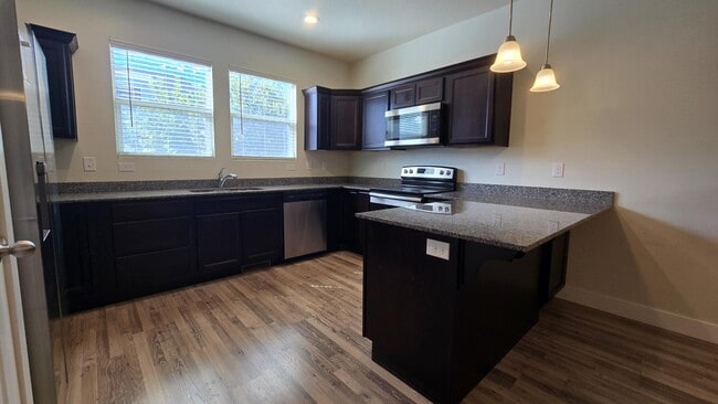 Building Photo - 3964 Hardman Way