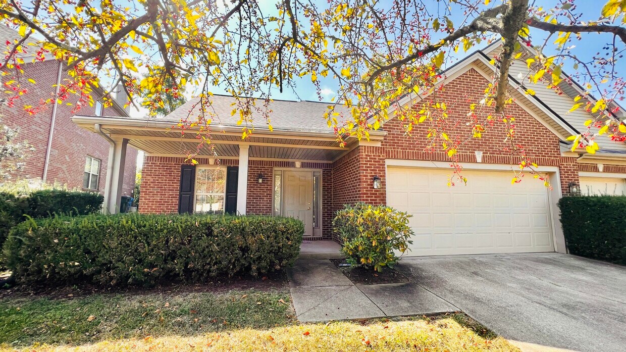 908 Literary Cir, Lexington, KY 40513 Townhome Rentals in Lexington