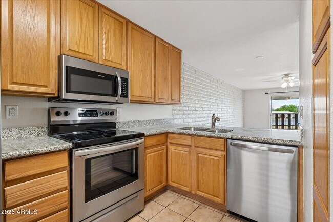Foto del edificio - 4354 N 82nd St