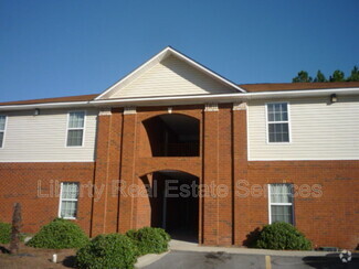 Building Photo - 133 Rolland St