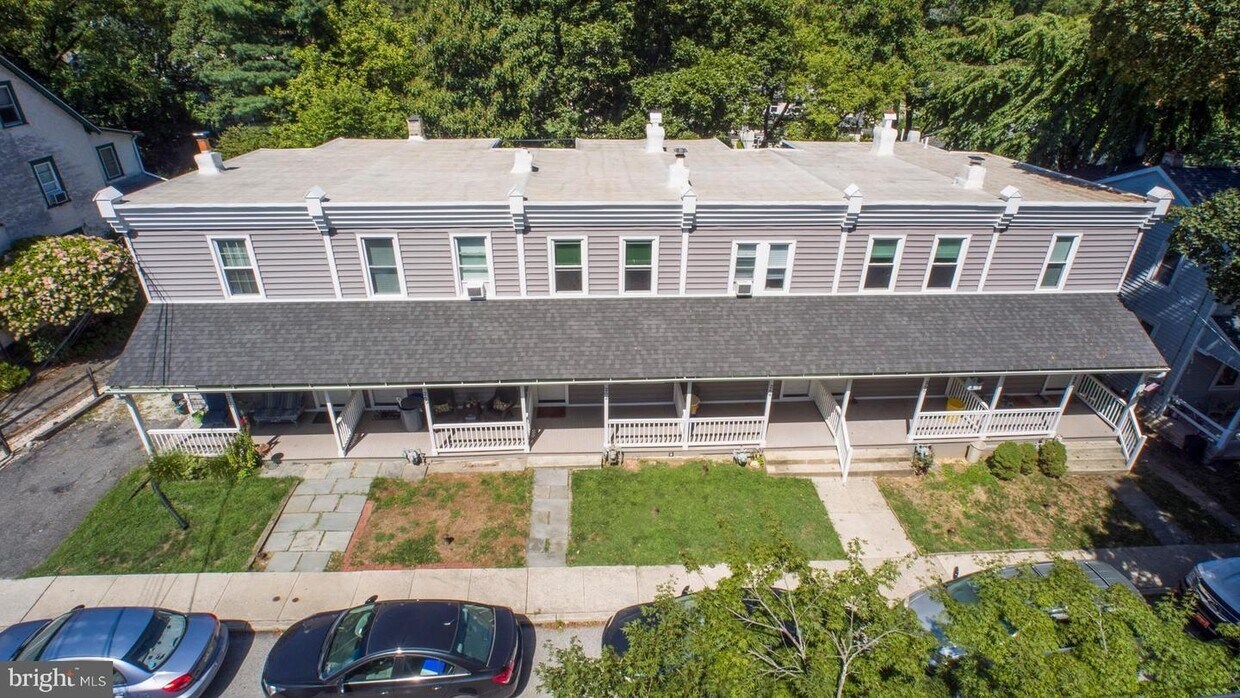 258268 N Aberdeen Ave, Wayne, PA 19087 Apartments in Wayne, PA