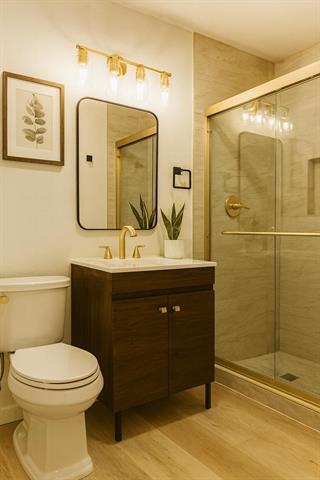 Building Photo - 219 Lynn St