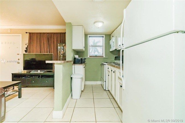 Foto del edificio - 3901 SW 112th Ave