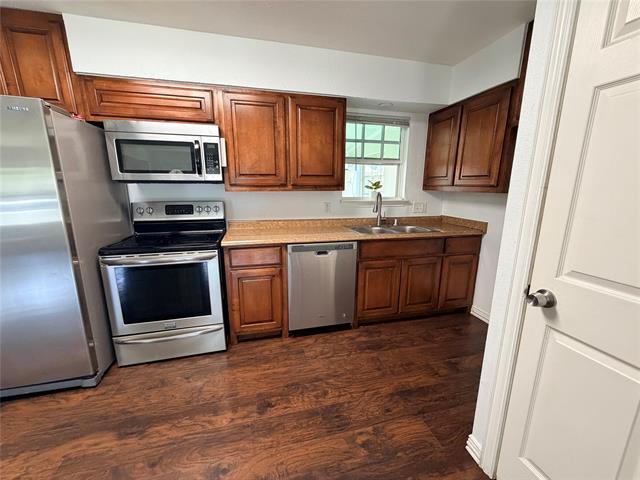 Building Photo - 1109 Leyenda Dr