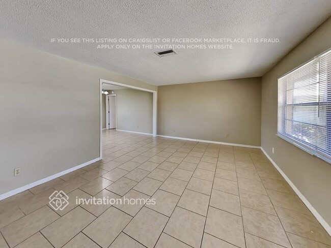 Foto del edificio - 13460 103rd Ave