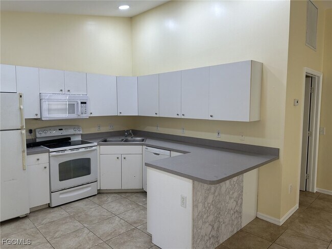 Foto del edificio - 1312 NE 16th Terrace