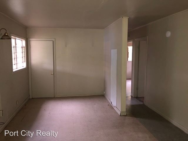 Building Photo - 2 br, 1 bath House - 4402 Waters Place