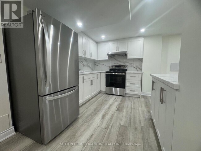 Building Photo - 136 Atkins Cir
