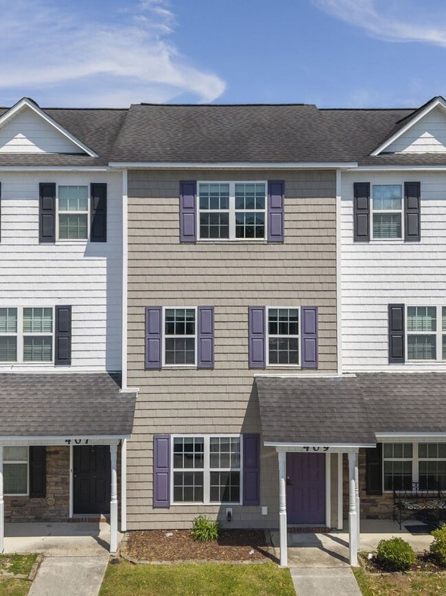 Building Photo - 409 Caldwell Loop