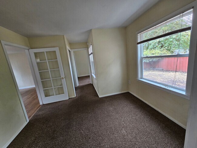 Foto del edificio - Lots of Light!