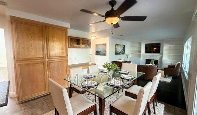 Foto del edificio - 3140 Crestline Dr