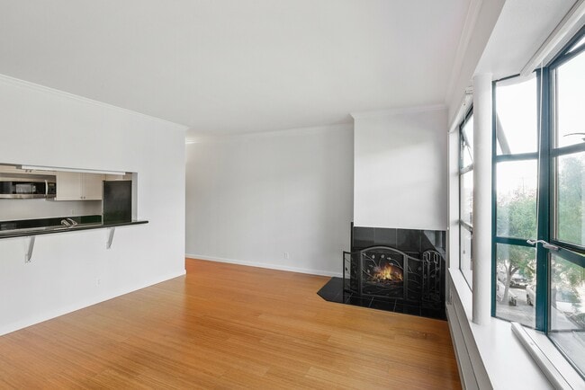Building Photo - 1425 Vallejo St.