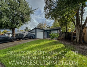 Building Photo - 6456 Mauana Way