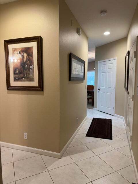 Building Photo - 8027 Carnoustie Pl