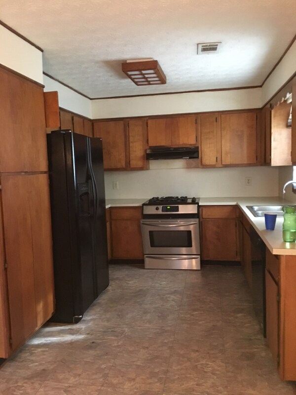 Building Photo - 3405 Tarragon Dr