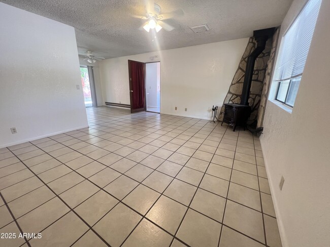 Foto del edificio - 3922 E Del Rio Dr