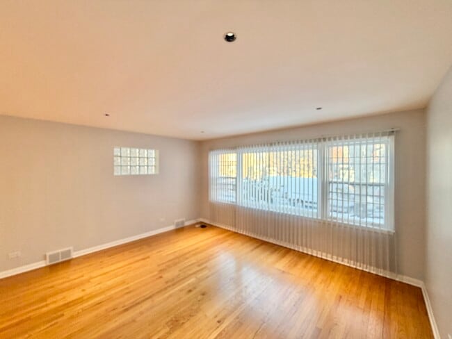 Foto del edificio - 5626 N Central Ave