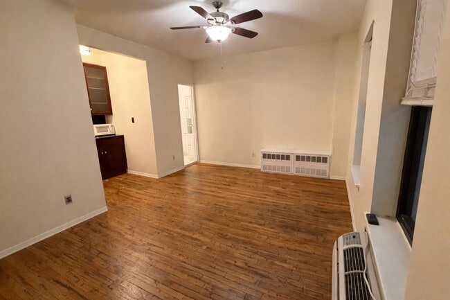 Photo - 160 E 91st St Apartment