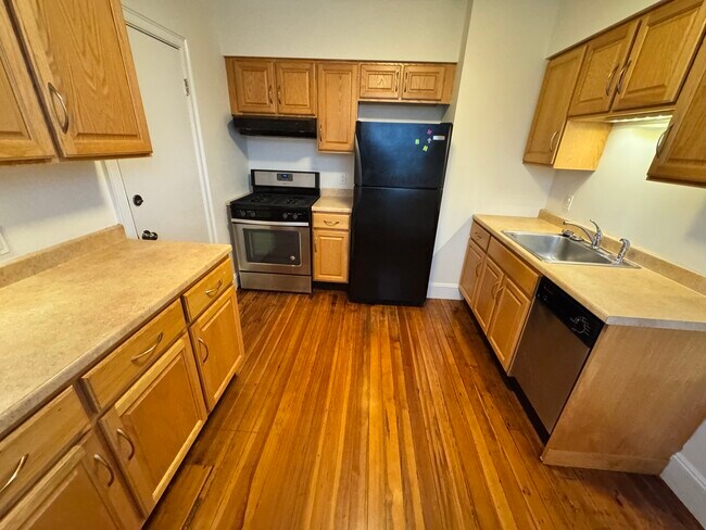 Foto del edificio - 95 Allston St