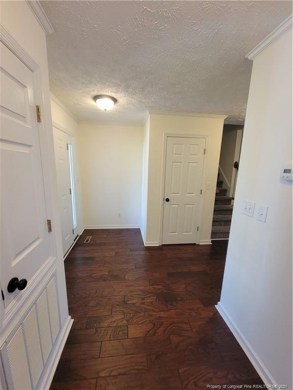 Building Photo - 1501 Ridgemont Pl