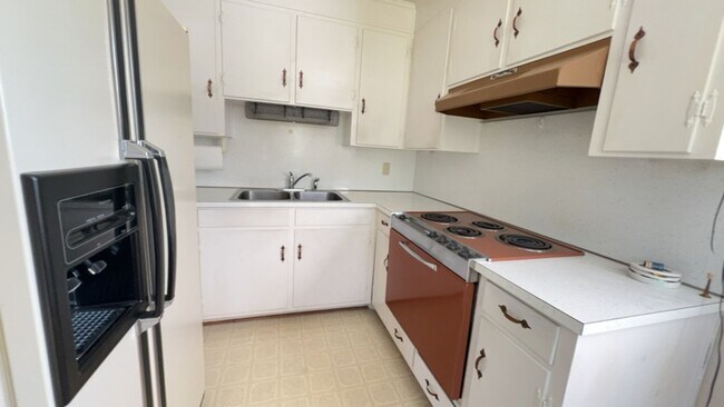 Foto del edificio - Jeanette Avenue-1041/1043 (Duplex)