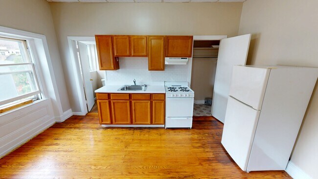 Building Photo - 1114 Spruce St