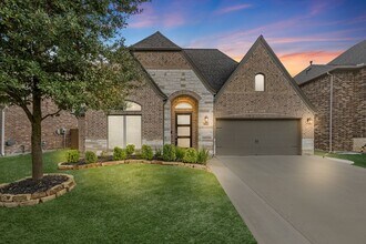 Building Photo - 4014 Emerson Cove Dr
