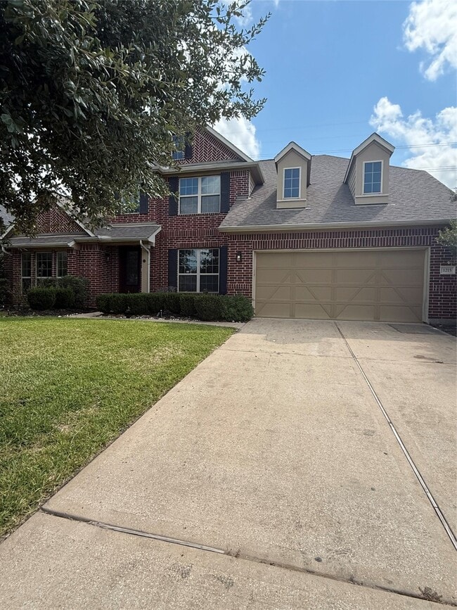 Building Photo - 1215 Redstone Glen Ln