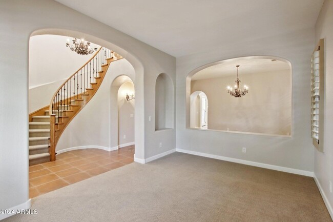 Foto del edificio - 9344 E Via De Vaquero Dr