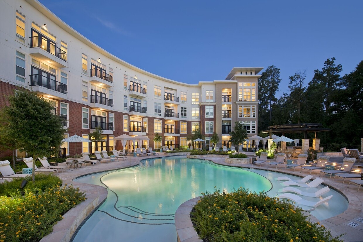 Primary Photo - The Belvedere at Springwoods Village Apart...