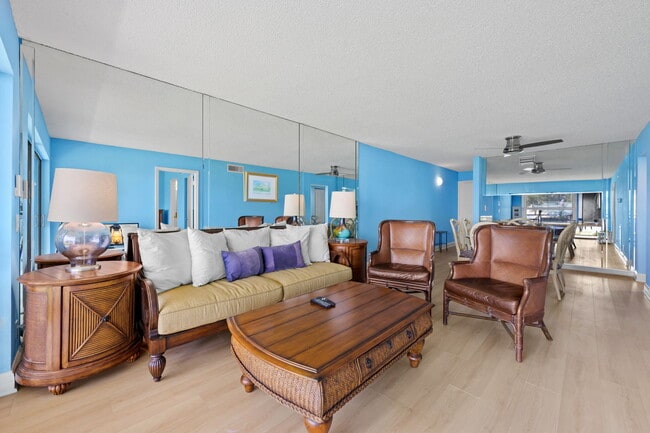 Foto del edificio - 6177 Sun Blvd