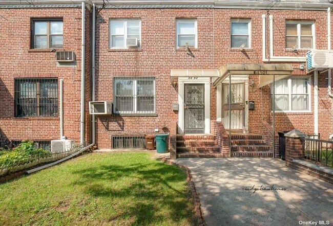 Building Photo - 64-52 Alderton St