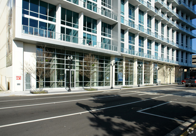 Foto del edificio - The VUE at Lake Eola