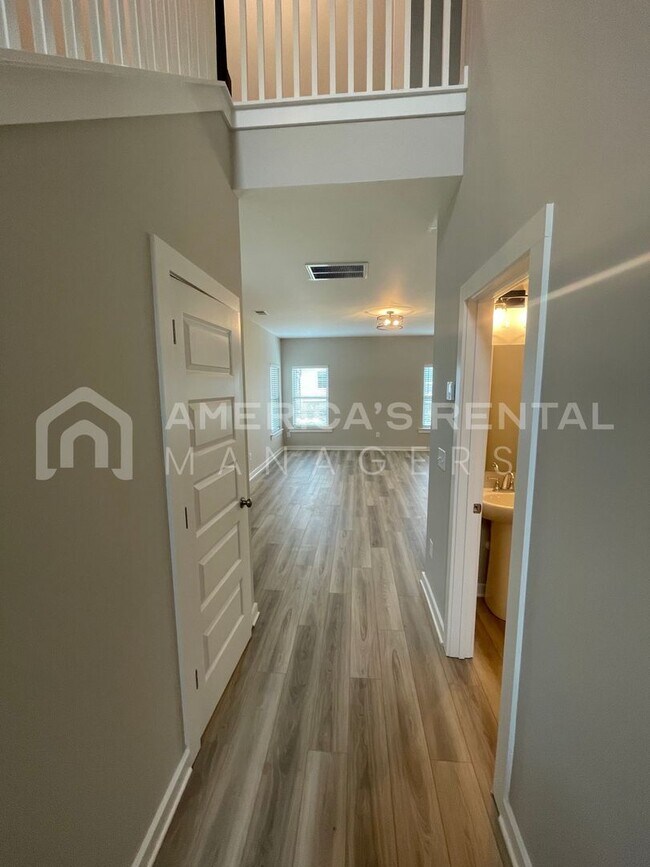 Foto del edificio - Home for Rent in Calera, AL!!! Available t...