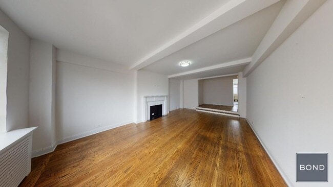 Building Photo - 20 Fifth Avenue