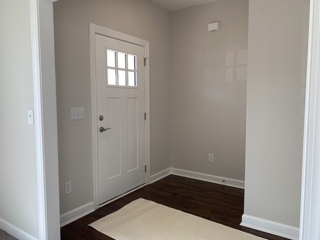 Building Photo - 7993 Regiment Dr