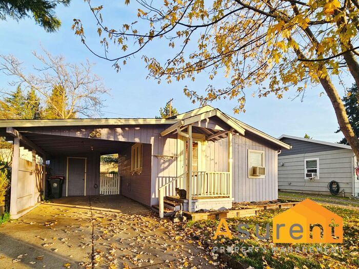 Foto principal - Beautiful Single-Level Home Located in the desirable East Medford neighborhood