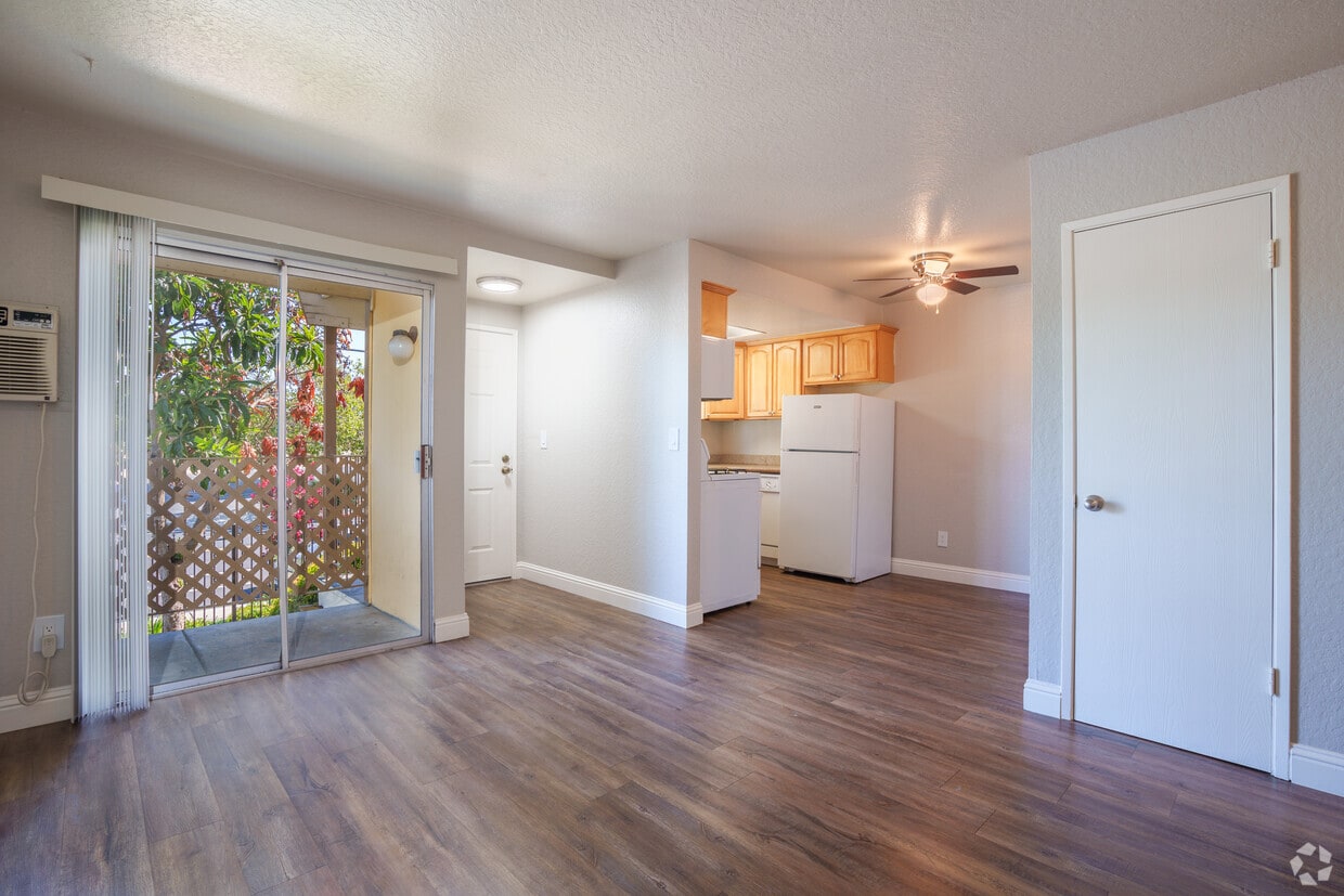 Primary Photo - Alderwood Park Apartments