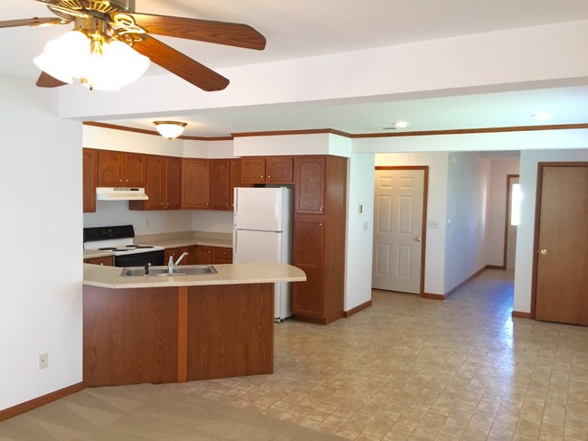 Building Photo - 4612 Picadilly Cir