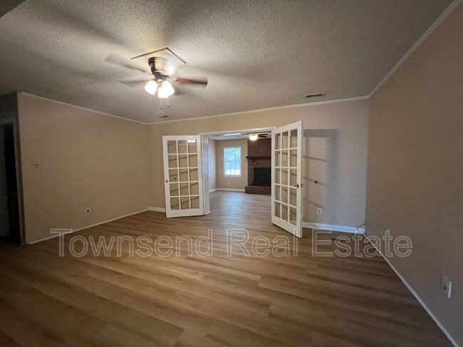 Foto del edificio - 6458 Easthampton Rd