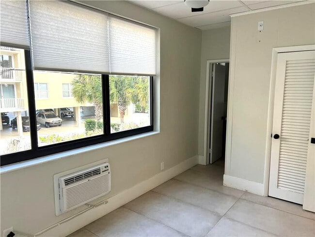 Foto del edificio - 1541 Cordova Rd