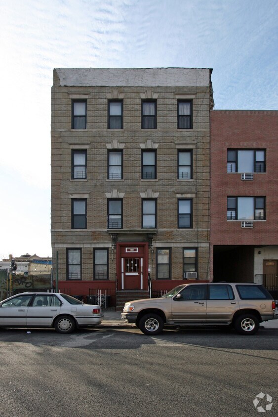Primary Photo - 236 Pulaski St