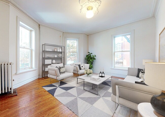 Throop Avenue - Throop Avenue Apartment