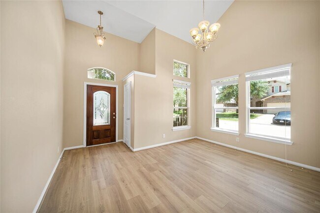 Foto del edificio - 6146 Sierra Springs Ln