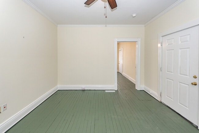 Building Photo - 34 Amherst St