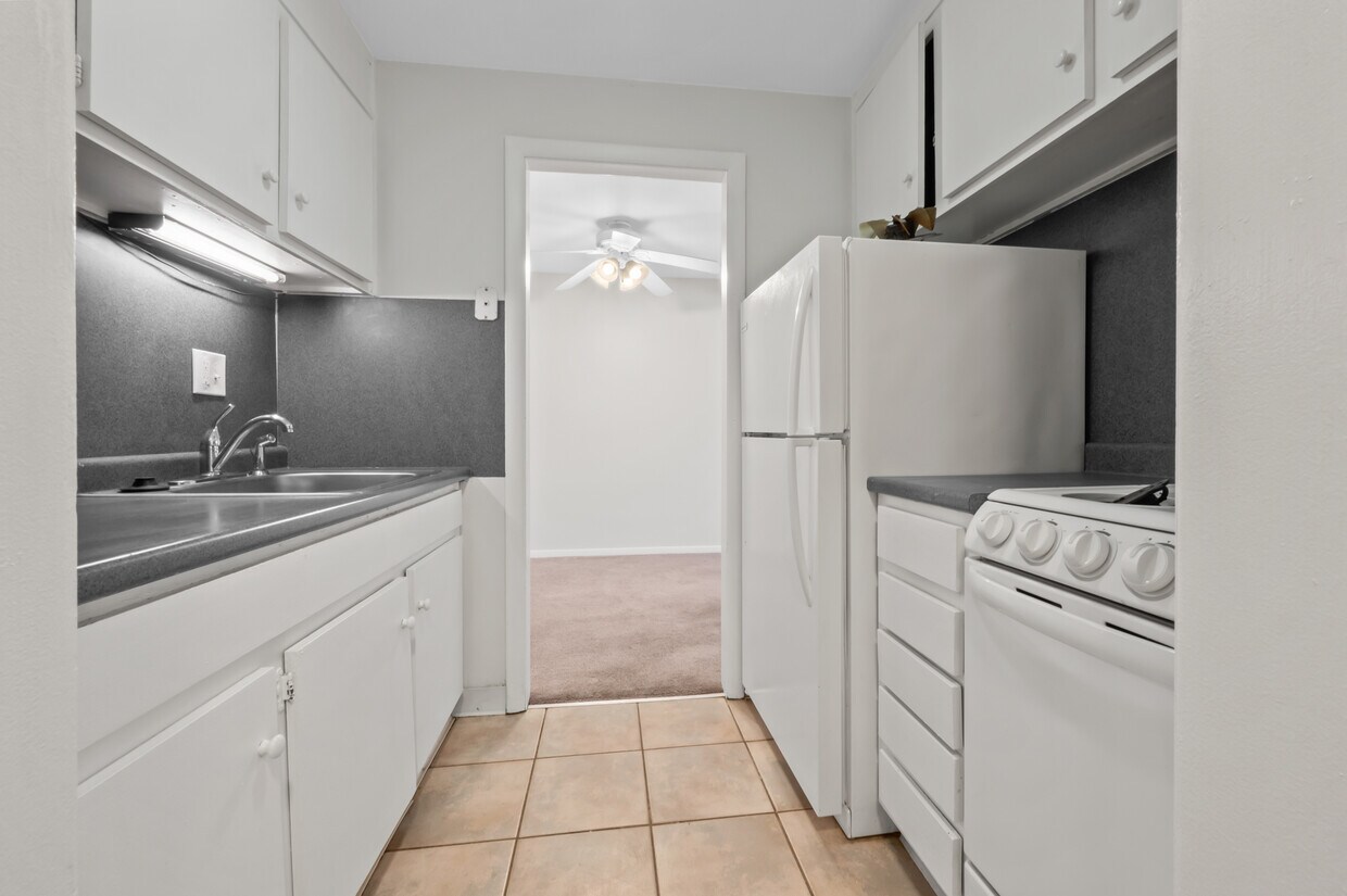 Foto principal - 44 Olcott Dr