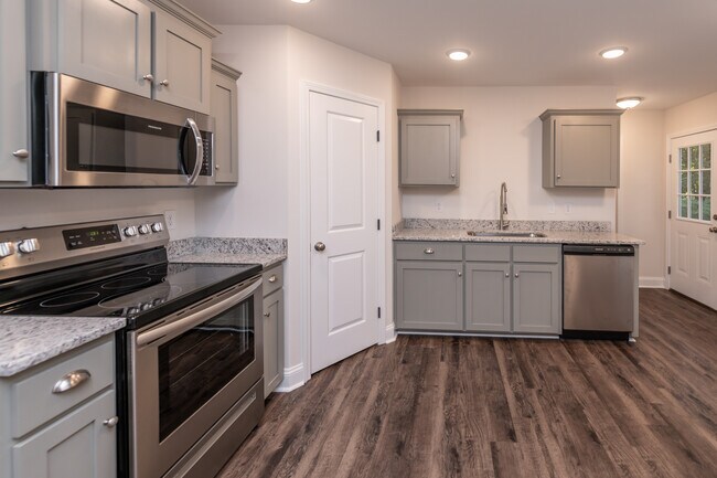 Foto del edificio - 103 Long Ave NE