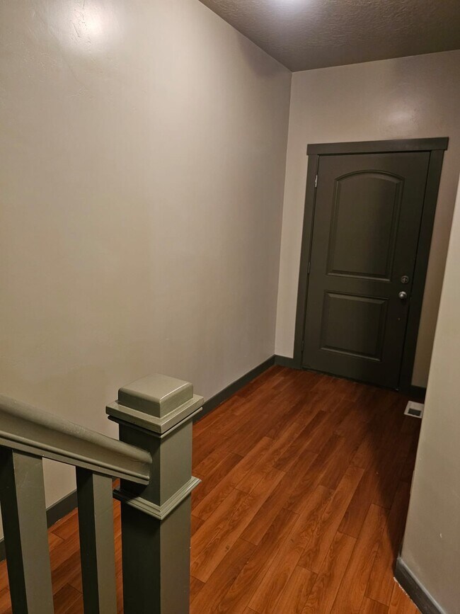 Building Photo - 131 E 8000 S